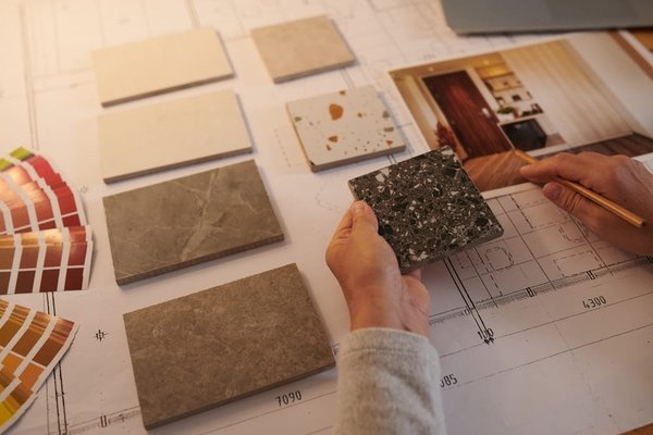 Le carrelage idéal pour sublimer votre salon contemporain