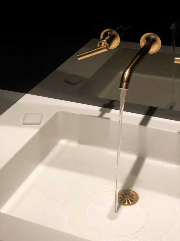 Choisissez le lavabo d'ablution idéal pour votre espace